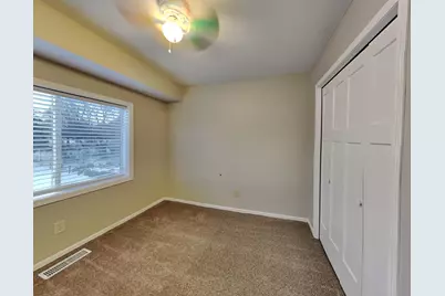 5590 148th Lane NW, Anoka, MN 55303 - Photo 10