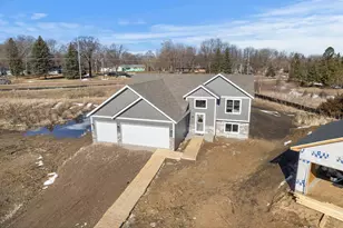 605 Sienna Dr, Watertown, MN 55388 - Photo 4