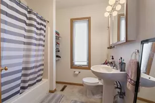 4303 Grand Ave, Duluth, MN 55807 - Photo 16