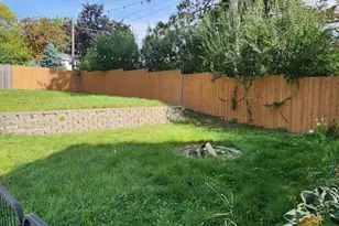 831 7th St NW, Rochester, MN 55901 - Photo 4