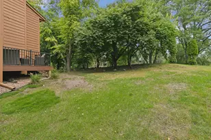 1603 Raindrop Dr, Eagan, MN 55121 - Photo 36