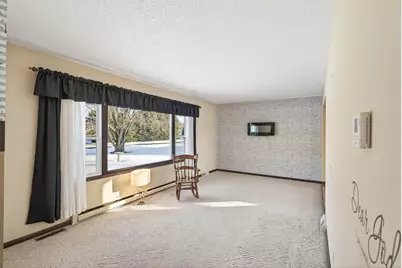 3610 211th Lane NW, Oak Grove, MN 55303 - Photo 4