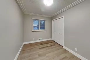 8140 49th Ave N, New Hope, MN 55428 - Photo 10