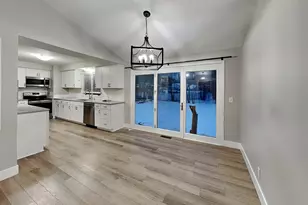 8140 49th Ave N, New Hope, MN 55428 - Photo 4