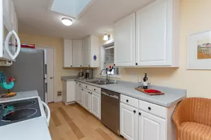 1020 Hawthorn St, Red Wing, MN 55066 - Photo 4