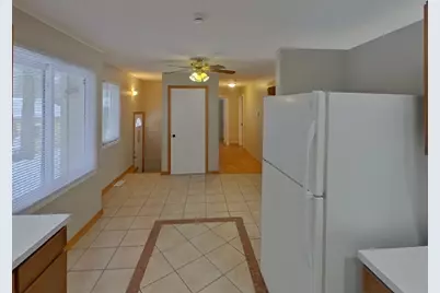 2605 Eastman Drive, New Brighton, MN 55112 - Photo 8