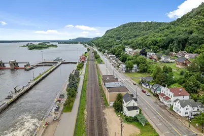 305 N Main Street, Alma, WI 54610 - Photo 4