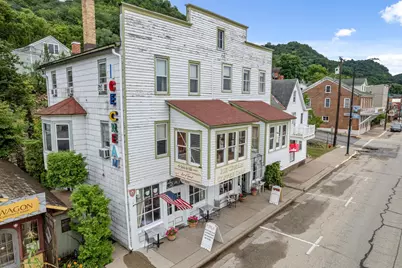 305 N Main Street, Alma, WI 54610 - Photo 1