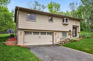 1340 Balsam St E, Eagan, MN 55123 - Photo 2