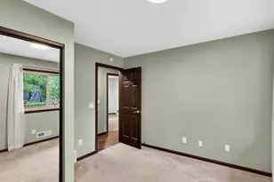 1340 Balsam St E, Eagan, MN 55123 - Photo 22