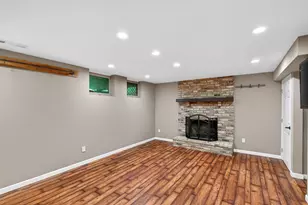 1340 Balsam St E, Eagan, MN 55123 - Photo 24