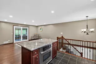 1340 Balsam St E, Eagan, MN 55123 - Photo 12