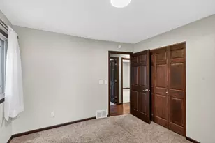 1340 Balsam St E, Eagan, MN 55123 - Photo 20