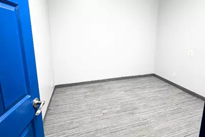 1011 W Broadway Avenue #102, Minneapolis, MN 55411 - Photo 6