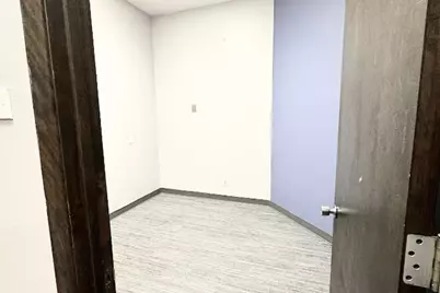 1011 W Broadway Avenue #102, Minneapolis, MN 55411 - Photo 8