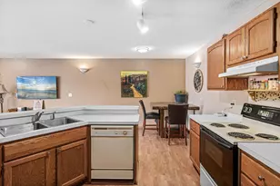 2209 E 117th Street E, Burnsville, MN 55337 - Photo 10