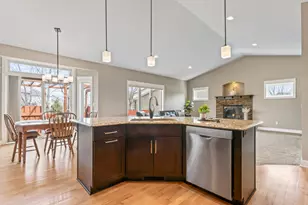 2365 Jasper Pl NE, Rochester, MN 55906 - Photo 10