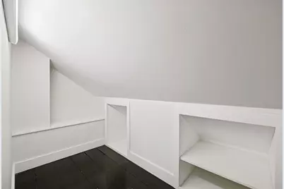 15 Upton Avenue S, Minneapolis, MN 55405 - Photo 32