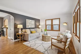 15 Upton Ave S, Minneapolis, MN 55405 - Photo 6