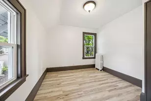 613 W 38th St, Minneapolis, MN 55409 - Photo 14