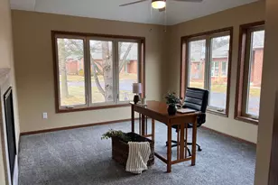 85 Deerwood Ct, Hudson, WI 54016 - Photo 4