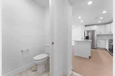 5237 Long Pointe Pass, Woodbury, MN 55129 - Photo 10