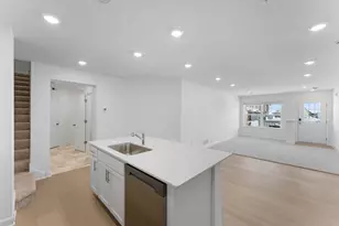 5237 Long Pointe Pass, Woodbury, MN 55129 - Photo 6