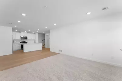 5237 Long Pointe Pass, Woodbury, MN 55129 - Photo 8