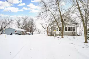 52877 Fairfield Ave, Rush City, MN 55069 - Photo 2