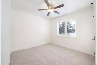 724 NW 8th Avenue, Grand Rapids, MN 55744 - Photo 14