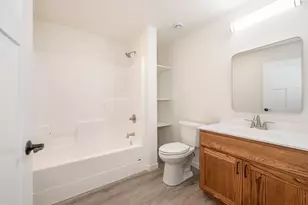 724 NW 8th Ave, Grand Rapids, MN 55744 - Photo 16