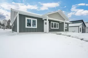 724 NW 8th Ave, Grand Rapids, MN 55744 - Photo 1