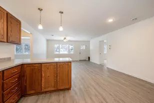 724 NW 8th Ave, Grand Rapids, MN 55744 - Photo 4