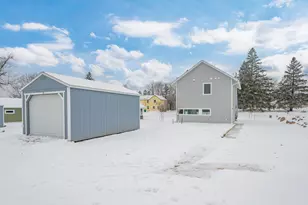 712 NW 8th Ave, Grand Rapids, MN 55744 - Photo 20