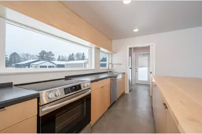 711 NW 7th Avenue, Grand Rapids, MN 55744 - Photo 6