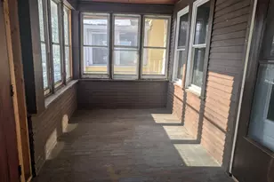 1135 Geranium Ave E, Saint Paul, MN 55106 - Photo 2