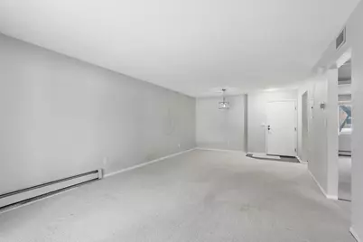 2670 Oxford Street N #202, Roseville, MN 55113 - Photo 6