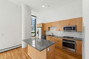 1240 S 2nd St, Minneapolis, MN 55415 - Photo 8