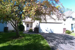 3847 Linden Ave, White Bear Lake, MN 55110 - Photo 2