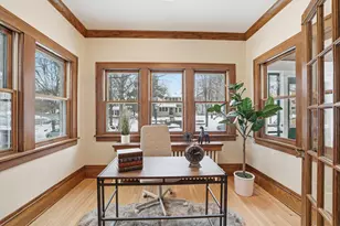 1464 Chelmsford St, Saint Paul, MN 55108 - Photo 6
