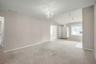 861 Sunrise Dr, Woodbury, MN 55125 - Photo 12