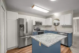 861 Sunrise Dr, Woodbury, MN 55125 - Photo 10