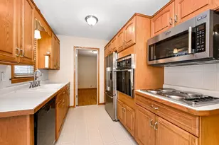 7201 Kentucky Ave N, Brooklyn Park, MN 55428 - Photo 8