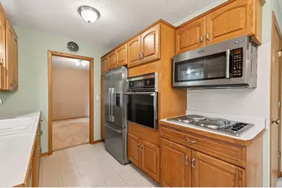 7201 Kentucky Avenue N, Brooklyn Park, MN 55428 - Photo 6