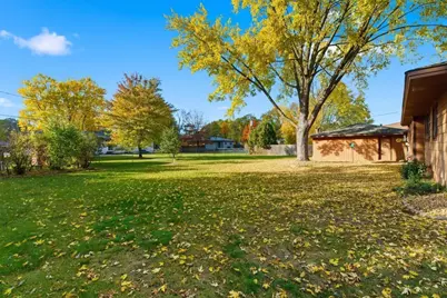 10517 Quebec Avenue N, Brooklyn Park, MN 55445 - Photo 14