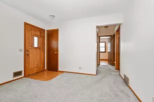 10517 Quebec Ave N, Brooklyn Park, MN 55445 - Photo 2