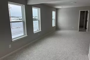 10390 Duval Rd, Woodbury, MN 55129 - Photo 6