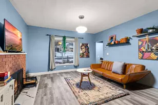 722 Newton Ave N, Minneapolis, MN 55411 - Photo 2