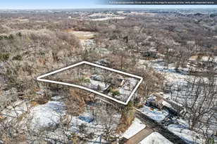 28 Eagle Ridge Rd, North Oaks, MN 55127 - Photo 4