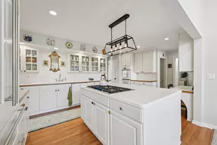 28 Eagle Ridge Rd, North Oaks, MN 55127 - Photo 8